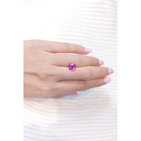 2.63 Ct. Purplish Pink Sapphire from Ceylon (Sri Lanka) Life Style