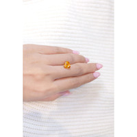 4.02 Ct. Orange Sapphire from Ceylon (Sri Lanka) Life Style