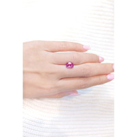 3.03 Ct. Purplish Pink Sapphire from Ceylon (Sri Lanka) Life Style