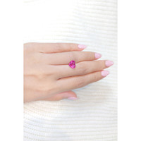 3.06 Ct. Purplish Pink Sapphire from Ceylon (Sri Lanka) Life Style