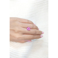 5.47 Ct. Purplish Pink Sapphire from Ceylon (Sri Lanka) Life Style