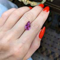 3.09 Ct. Purplish Pink Sapphire from Ceylon (Sri Lanka) Life Style