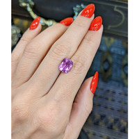 3.50 Ct. Purplish Pink Sapphire from Ceylon (Sri Lanka) Life Style
