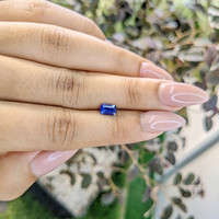 0.75 Ct. Blue Sapphire from Ceylon (Sri Lanka) Life Style