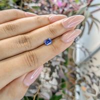 0.81 Ct. Blue Sapphire from Ceylon (Sri Lanka) Life Style