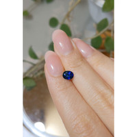 0.97 Ct. Blue Sapphire from Ceylon (Sri Lanka) Life Style
