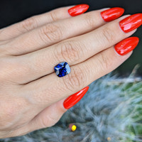 2.62 Ct. Blue Sapphire from Ceylon (Sri Lanka) Life Style