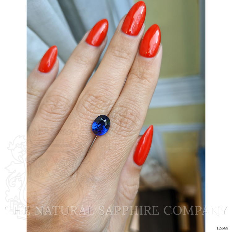 3.01 Ct. Blue Sapphire from Ceylon (Sri Lanka)