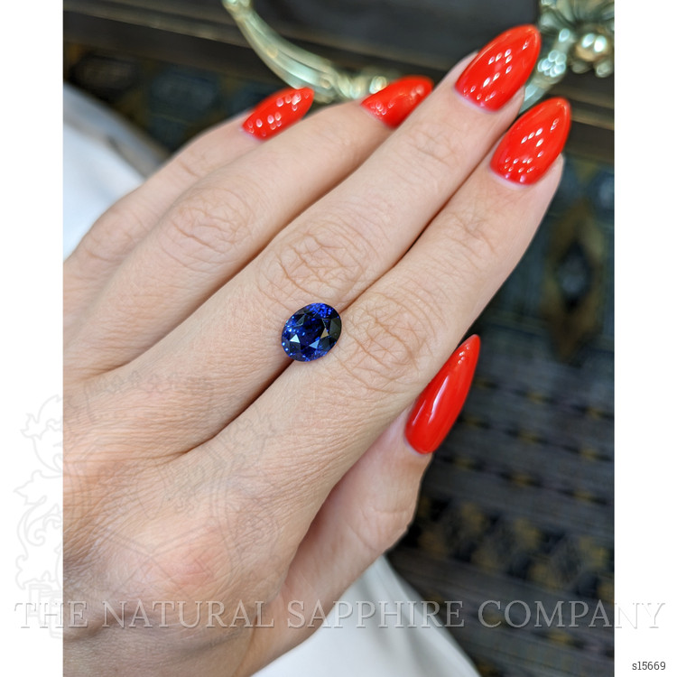 3.01 Ct. Blue Sapphire from Ceylon (Sri Lanka)