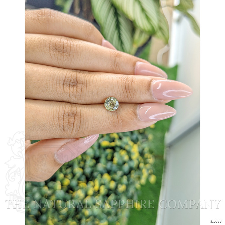 1.21 Ct. Yellow Sapphire from Ceylon (Sri Lanka)