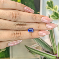 1.90 Ct. Blue Sapphire from Ceylon (Sri Lanka) Life Style