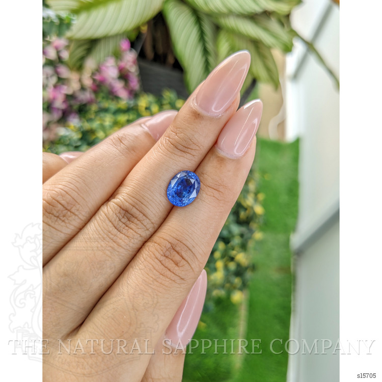 3.77 Ct. Blue Sapphire from Ceylon (Sri Lanka)