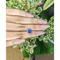 2.58 Ct. Blue Sapphire from Ceylon (Sri Lanka) Life Style
