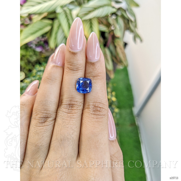 5.39 Ct. Blue Sapphire from Ceylon (Sri Lanka)