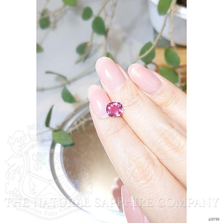 1.74 Ct. Pink Sapphire from Ceylon (Sri Lanka)