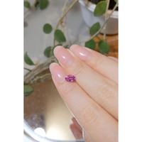 1.14 Ct. Purplish Pink Sapphire from Ceylon (Sri Lanka) Life Style