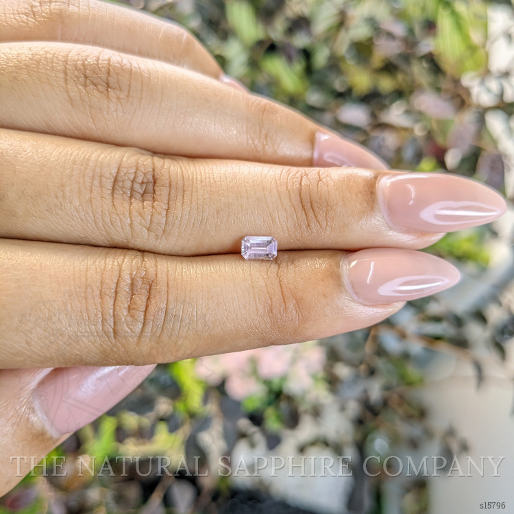 0.44 Ct. Pink Sapphire from Ceylon (Sri Lanka)