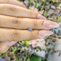 0.43 Ct. Blue Sapphire from Ceylon (Sri Lanka) Life Style