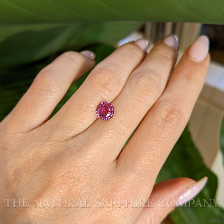 1.73 Ct. Pink Sapphire from Ceylon (Sri Lanka)