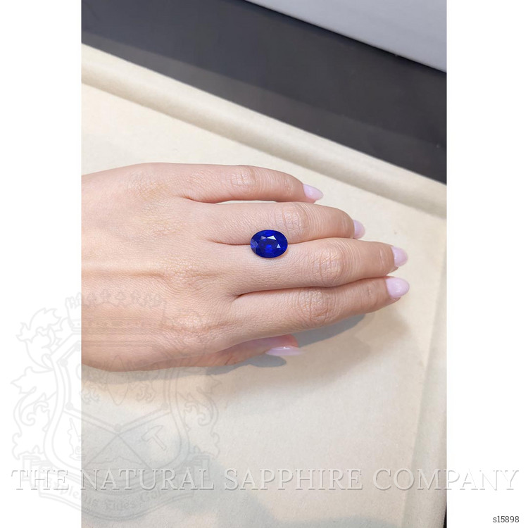 6.12 Ct. Blue Sapphire from Ceylon (Sri Lanka)