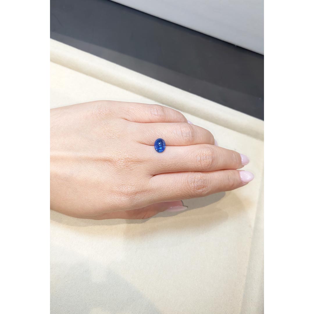 Loose Blue Sapphire - Oval 3.28 Ct. - #S15939 | The Natural