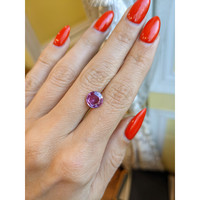 2.55 Ct. Pink Sapphire from Ceylon (Sri Lanka) Life Style