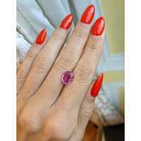 3.02 Ct. Pink Sapphire from Ceylon (Sri Lanka) Life Style