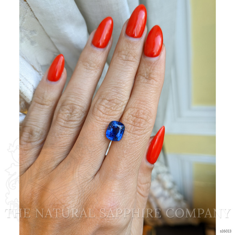 3.78 Ct. Blue Sapphire from Ceylon (Sri Lanka)