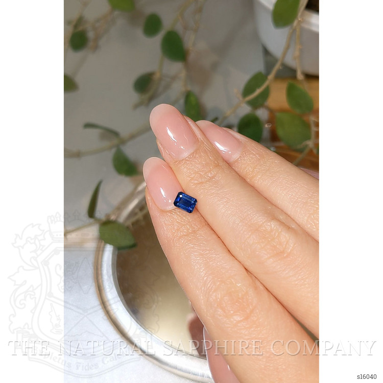 0.91 Ct. Blue Sapphire from Ceylon (Sri Lanka)
