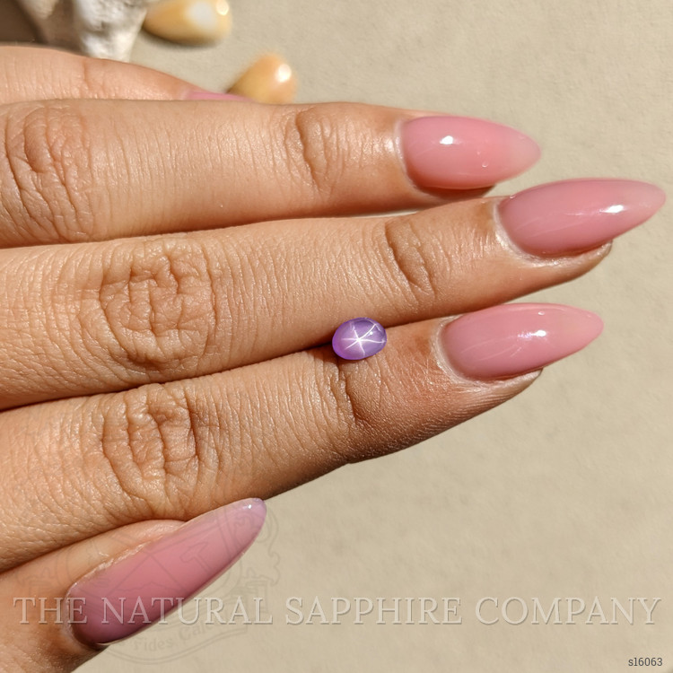 0.87 Ct. Purple Star Sapphire from Ceylon (Sri Lanka)