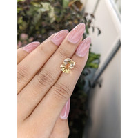 6.00 Ct. Peach Sapphire from Ceylon (Sri Lanka) Life Style