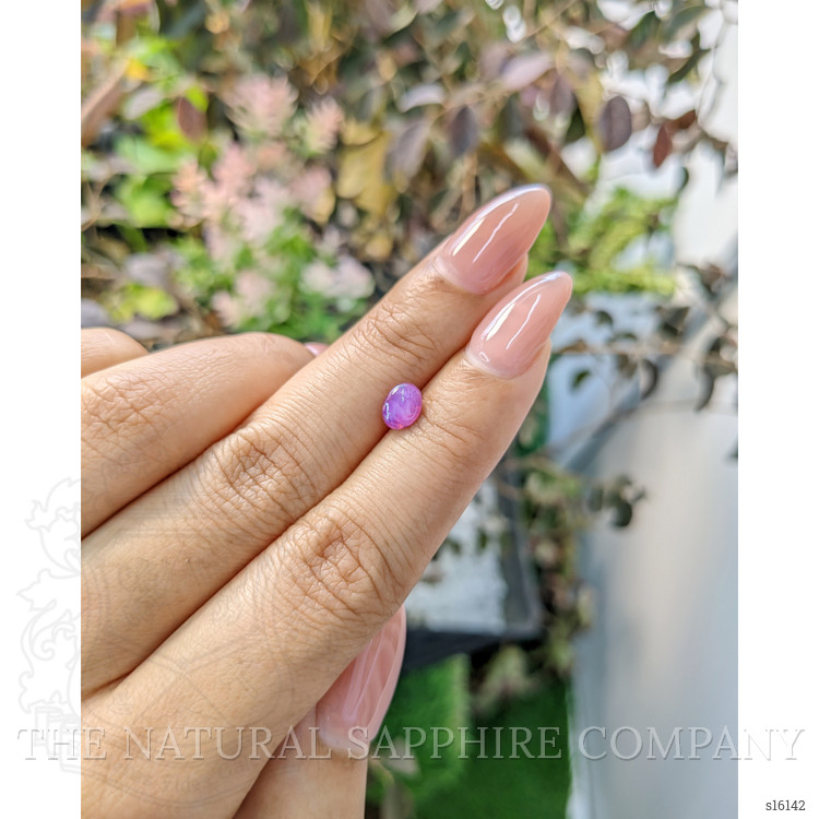 0.97 Ct. Pinkish Purple Star Sapphire from Ceylon (Sri Lanka)