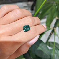 4.03 Ct. Bluish Green Sapphire from Ceylon (Sri Lanka) Life Style
