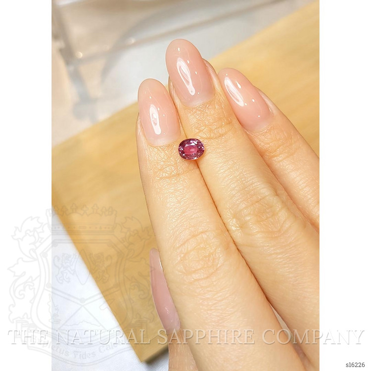1.27 Ct. Reddish Pink Sapphire from Ceylon (Sri Lanka)