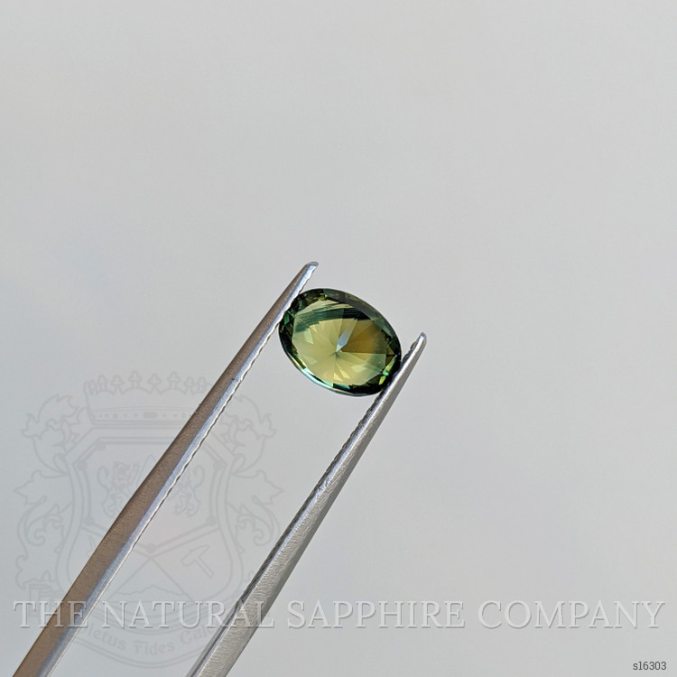 1.90 Ct. Yellowish Green Sapphire from Ceylon (Sri Lanka)