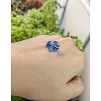 9.75 Ct. Blue Sapphire from Ceylon (Sri Lanka) Life Style