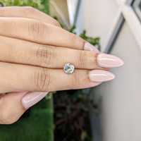 1.65 Ct. Bi Color Sapphire from Ceylon (Sri Lanka) Life Style