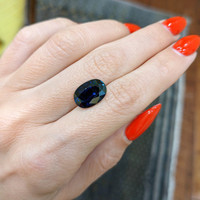 5.64 Ct. Blue Sapphire from Thailand Life Style