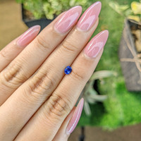 0.40 Ct. Blue Sapphire from Ceylon (Sri Lanka) Life Style