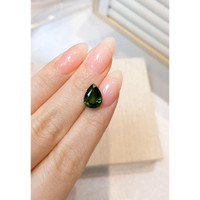 4.38 Ct. Green Sapphire from Ceylon (Sri Lanka) Life Style