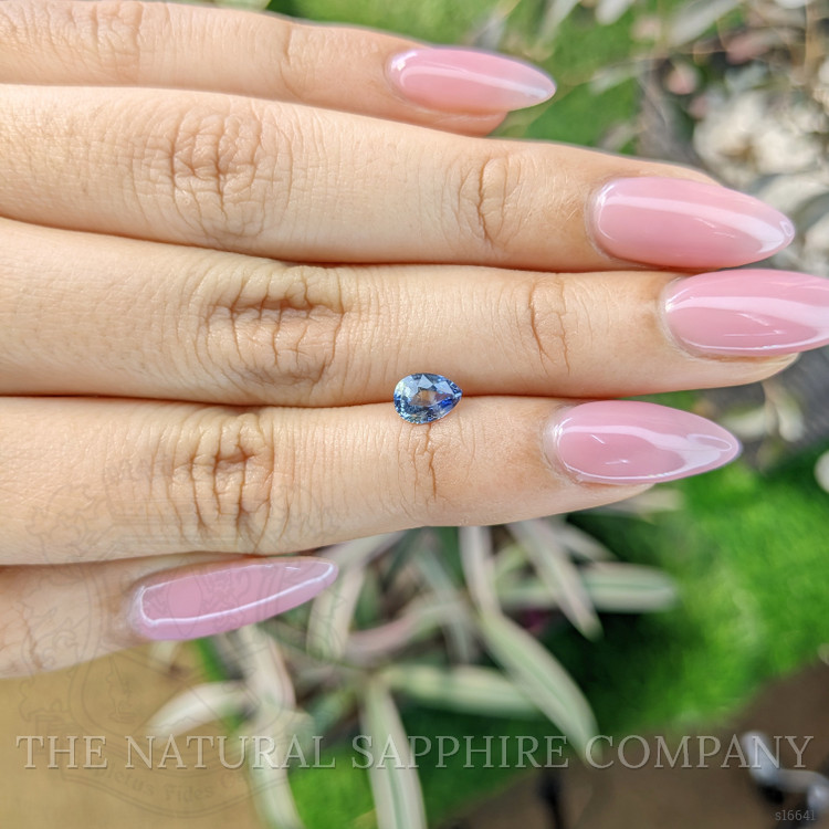 0.89 Ct. Bi Color Sapphire from Ceylon (Sri Lanka)
