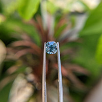 1.38 Ct. Sapphire from Madagascar Life Style