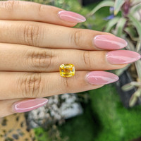 3.08 Ct. Yellow Sapphire from Ceylon (Sri Lanka) Life Style