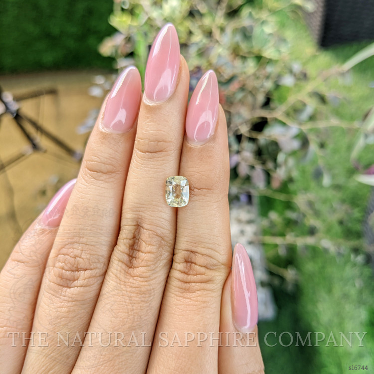 1.76 Ct. Yellow Sapphire from Ceylon (Sri Lanka)