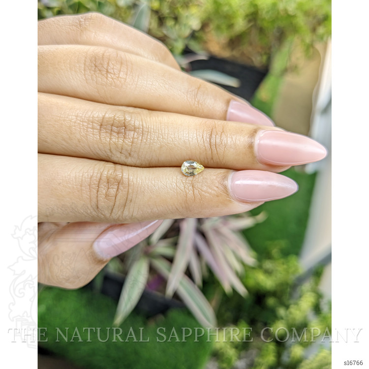 0.48 Ct. Yellow Sapphire from Ceylon (Sri Lanka)