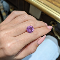 6.65 Ct. Purplish Pink Sapphire from Ceylon (Sri Lanka) Life Style