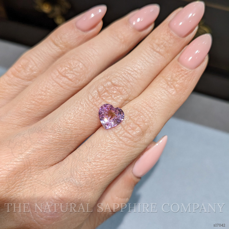 2.57 Ct. Purplish Pink Sapphire from Ceylon (Sri Lanka)