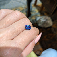 2.04 Ct. Blue Sapphire from Ceylon (Sri Lanka) Life Style