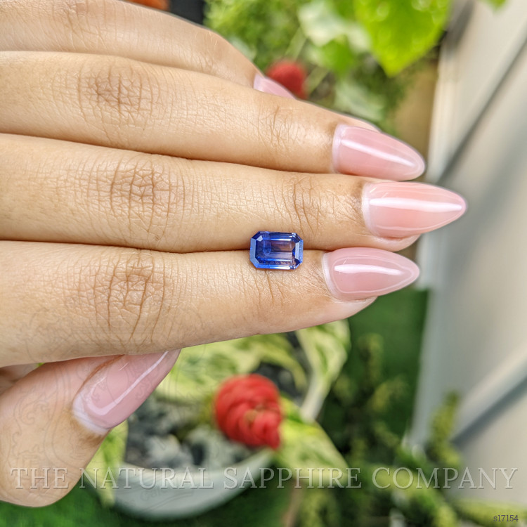 2.04 Ct. Bi Color Sapphire from Ceylon (Sri Lanka)