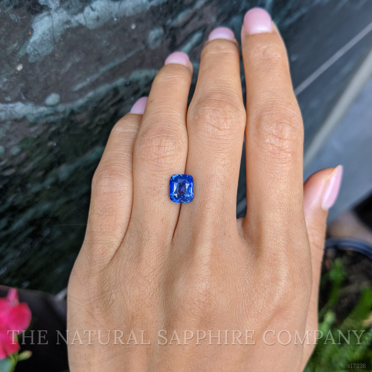 3.05 Ct. Blue Sapphire from Ceylon (Sri Lanka)